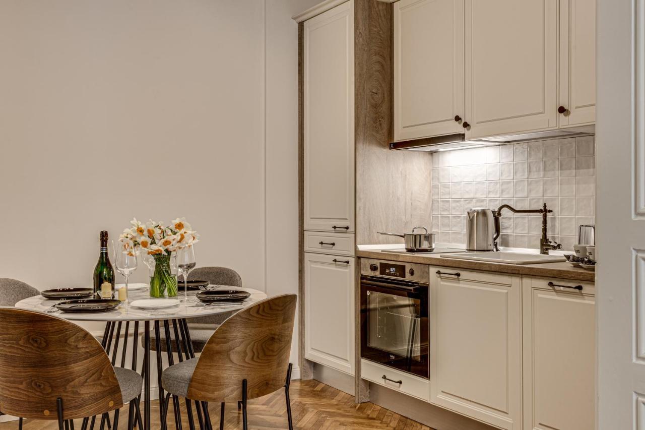 Central Family Apartment アラド エクステリア 写真